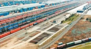 聯(lián)通亞歐 共享未來(lái) 第二屆中歐班列國(guó)際合作論壇今開(kāi)幕