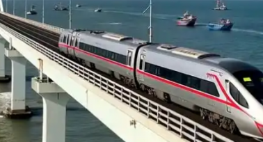 中國高鐵出海背后的“保障密碼”：平安產(chǎn)險以“保險+科技+再?！弊o航雅萬高鐵